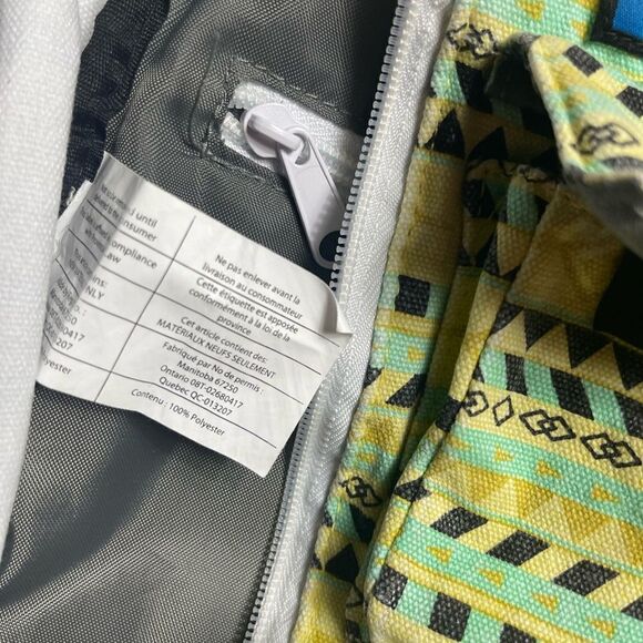 Kavu rope sling bag canvas yellow,green &black backpack. - Picture 7 of 9